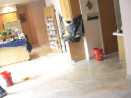 floor (142)